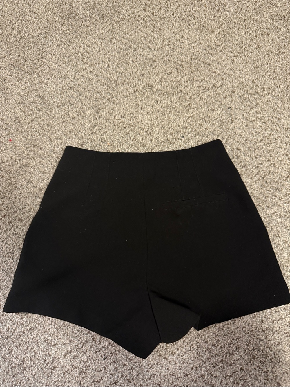 Dynamite Ultra High Rise Shorts - Picture 3 of 3